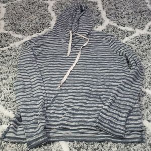 Women's hooded top